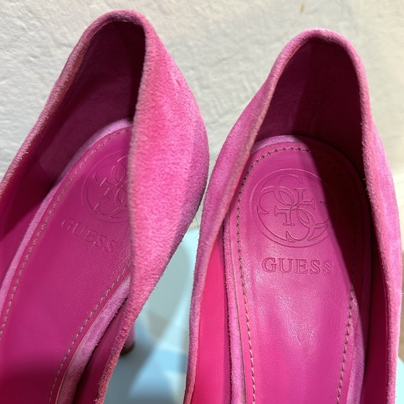 Guess pump heels - Picture 4 of 7